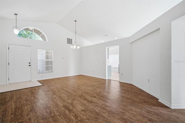 12501 LAKE VISTA DRIVE, Gibsonton, FL 33534