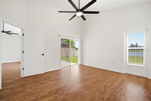 12501 LAKE VISTA DRIVE, Gibsonton, FL 33534
