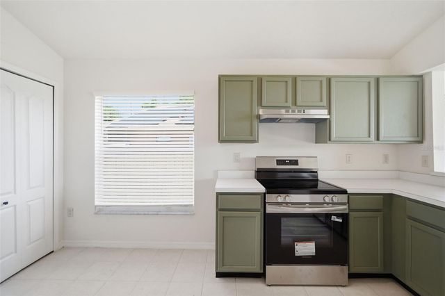 12501 LAKE VISTA DRIVE, Gibsonton, FL 33534