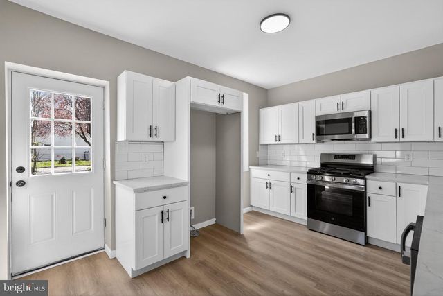 122 N KING STREET, Gloucester City, NJ 08030