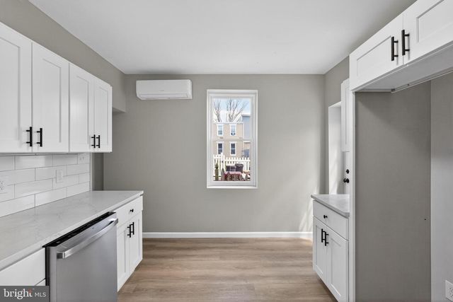 122 N KING STREET, Gloucester City, NJ 08030