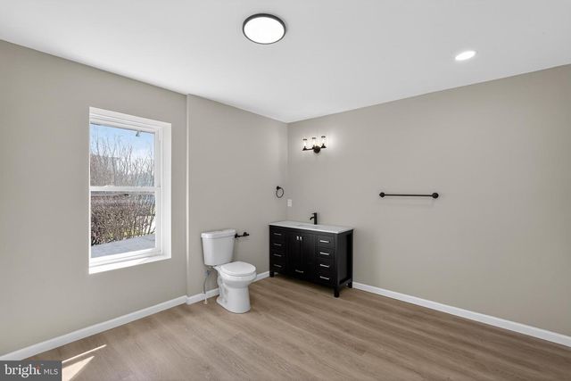 122 N KING STREET, Gloucester City, NJ 08030