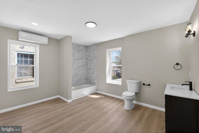 122 N KING STREET, Gloucester City, NJ 08030