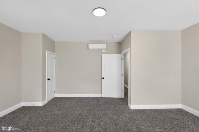 122 N KING STREET, Gloucester City, NJ 08030