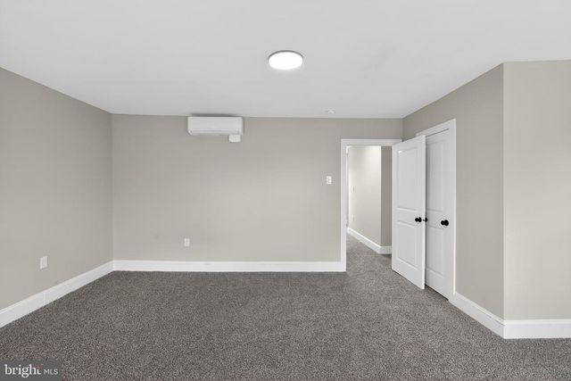 122 N KING STREET, Gloucester City, NJ 08030