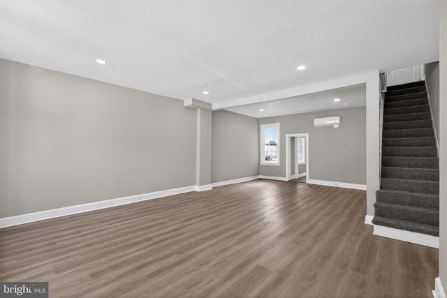 122 N KING STREET, Gloucester City, NJ 08030