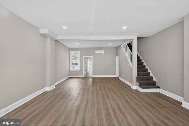 122 N KING STREET, Gloucester City, NJ 08030