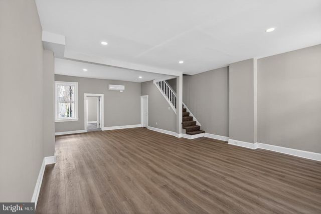 122 N KING STREET, Gloucester City, NJ 08030