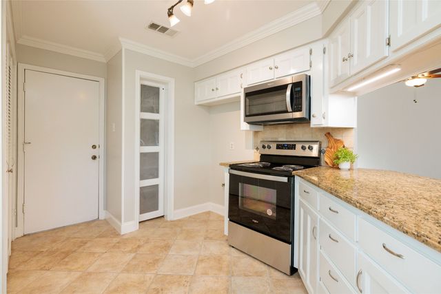 5 Llano Drive, Trophy Club, TX 76262