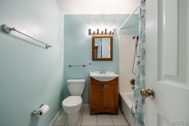 1205 Salem Drive, Belleville, IL 62221