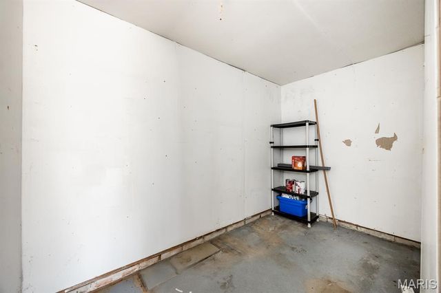 1205 Salem Drive, Belleville, IL 62221
