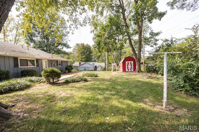 1205 Salem Drive, Belleville, IL 62221