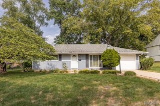1205 Salem Drive, Belleville, IL 62221