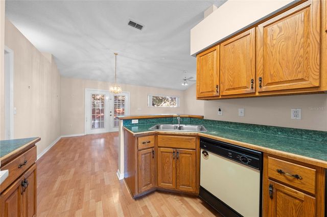 1902 ASHLEY OAKS COURT, St Cloud, FL 34771