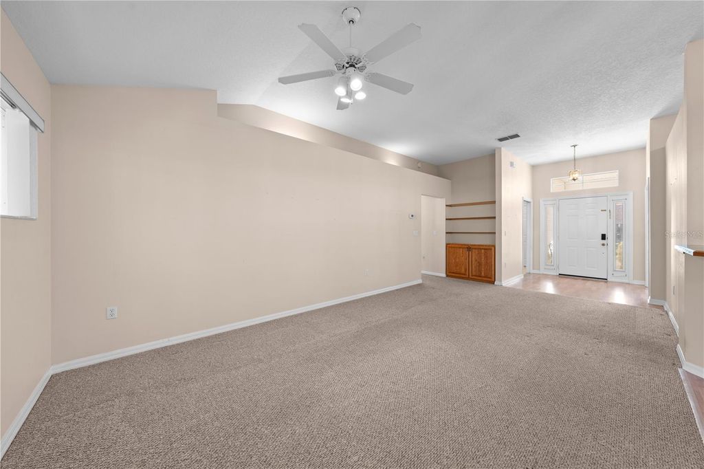 Image 14 of property listing at 1902 ASHLEY OAKS COURT, St Cloud, FL 34771