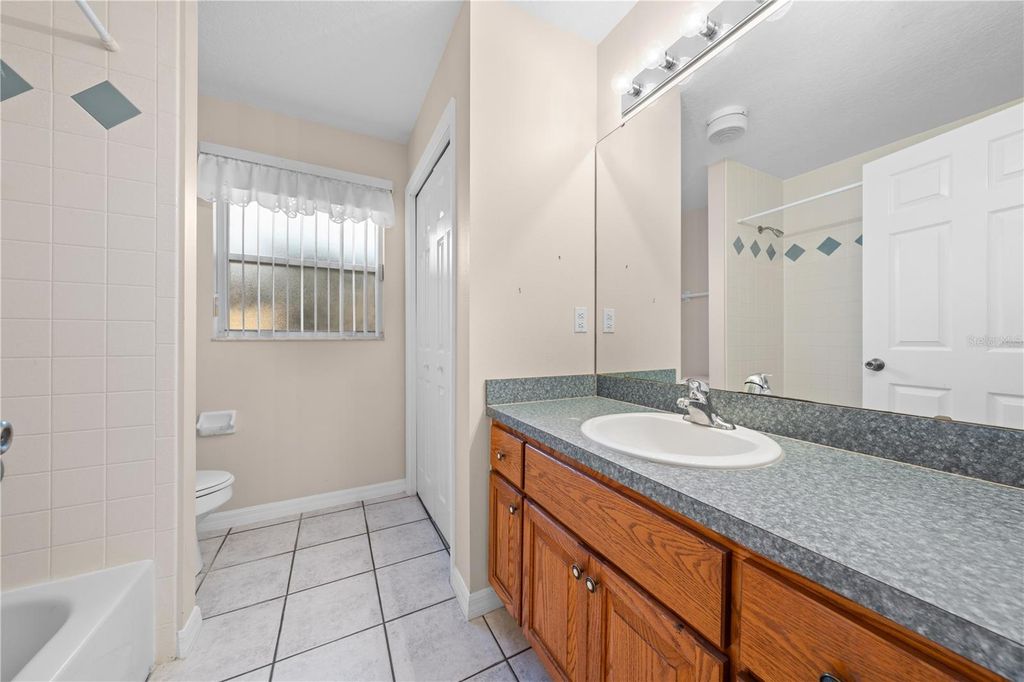 Image 35 of property listing at 1902 ASHLEY OAKS COURT, St Cloud, FL 34771