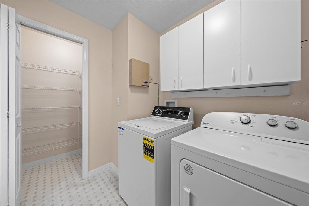 Image 39 of property listing at 1902 ASHLEY OAKS COURT, St Cloud, FL 34771