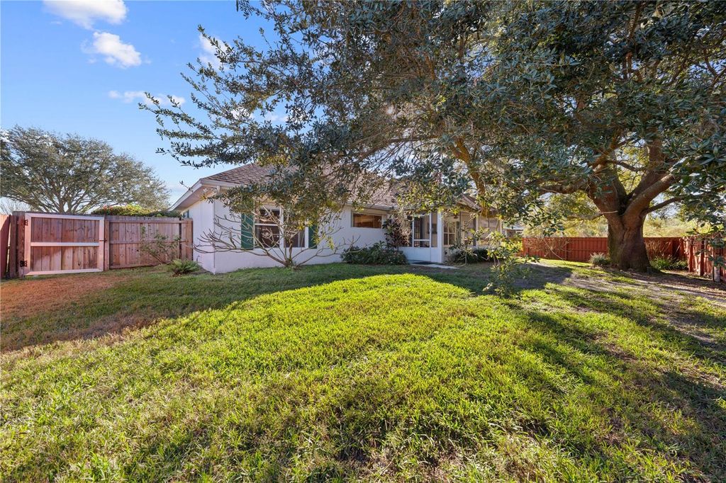 Image 43 of property listing at 1902 ASHLEY OAKS COURT, St Cloud, FL 34771