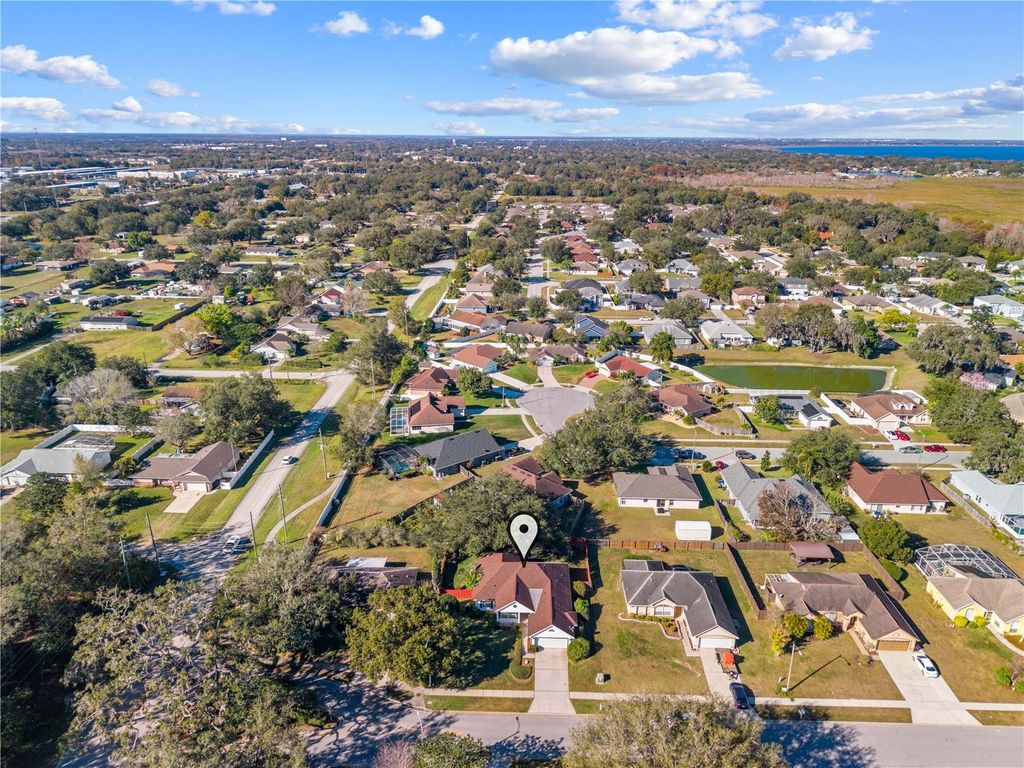 Image 52 of property listing at 1902 ASHLEY OAKS COURT, St Cloud, FL 34771