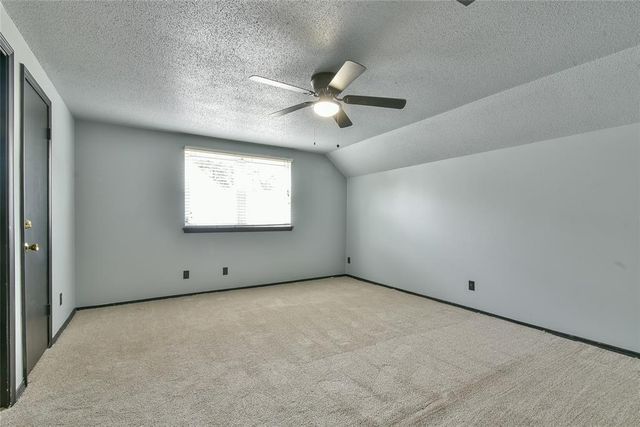 3900 Overland Drive, Del City, OK 73115