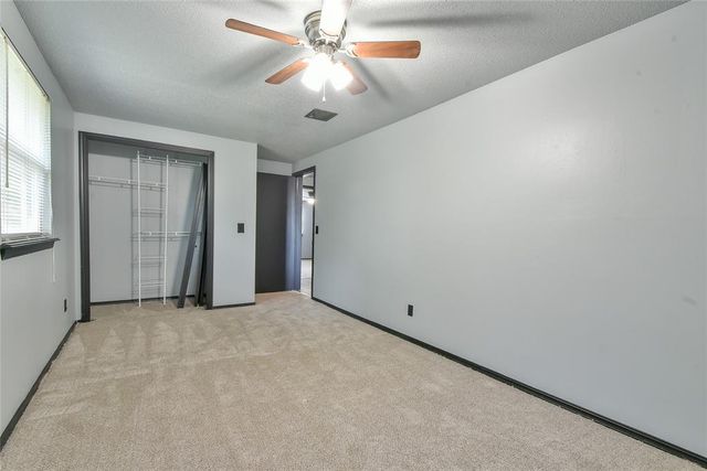 3900 Overland Drive, Del City, OK 73115