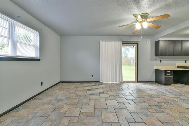 3900 Overland Drive, Del City, OK 73115