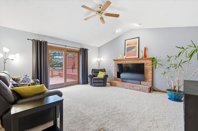 1380 S Hidden Creek Drive, Saline, MI 48176