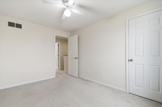 1380 S Hidden Creek Drive, Saline, MI 48176