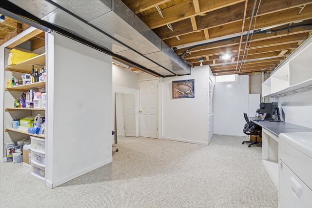 1380 S Hidden Creek Drive, Saline, MI 48176