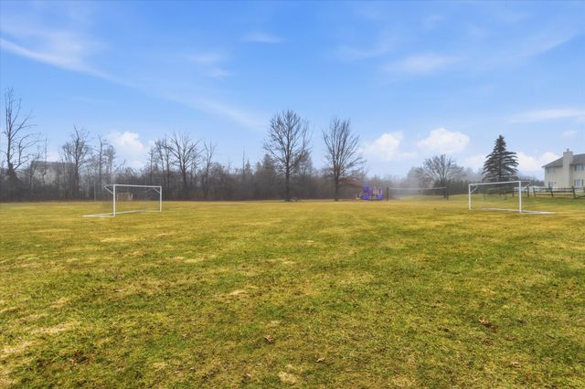 1380 S Hidden Creek Drive, Saline, MI 48176