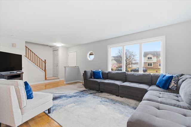 1380 S Hidden Creek Drive, Saline, MI 48176