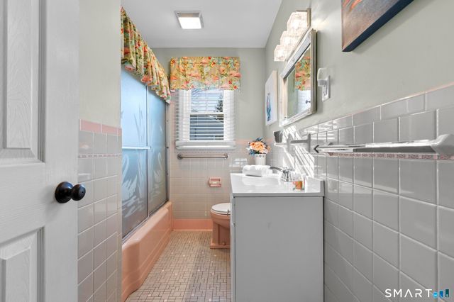 710 East Main Street, Stratford, CT 06614