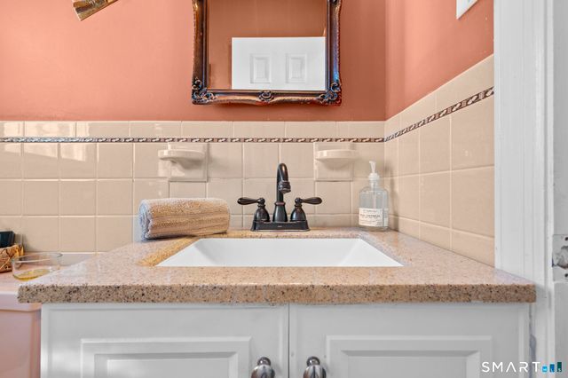 710 East Main Street, Stratford, CT 06614