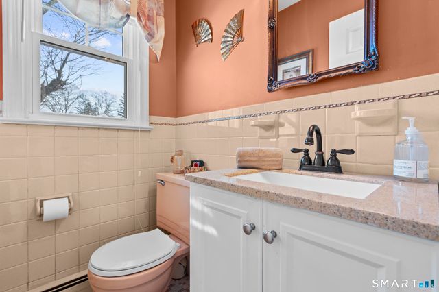 710 East Main Street, Stratford, CT 06614