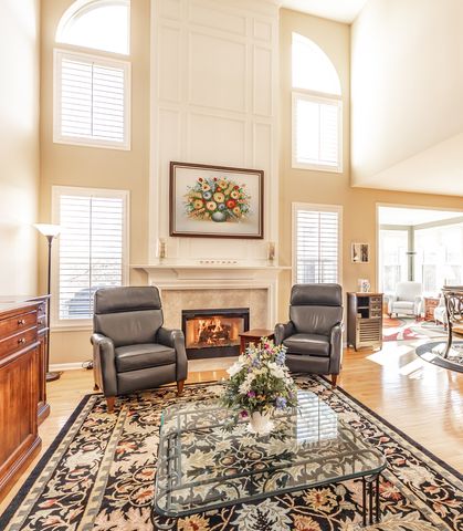 2737 Winton Court, Dundee, IL 60118