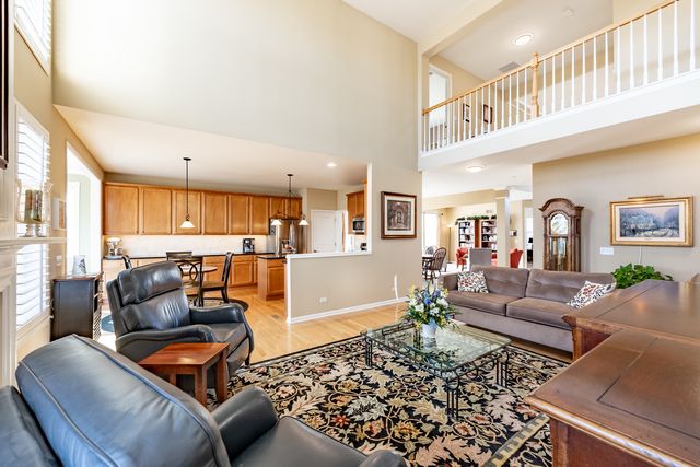 2737 Winton Court, Dundee, IL 60118