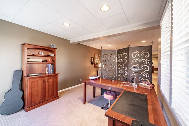 2737 Winton Court, Dundee, IL 60118