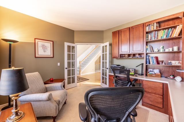 2737 Winton Court, Dundee, IL 60118