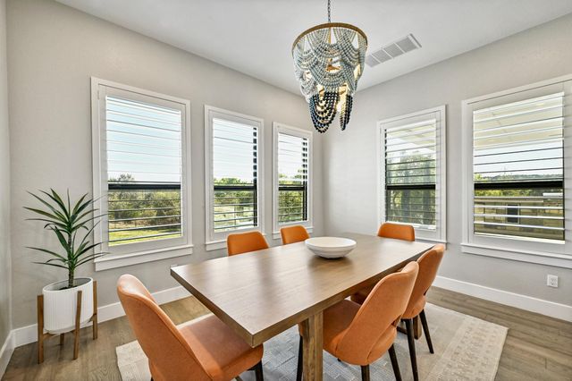 105 Willow Hill DR, Georgetown, TX 78633