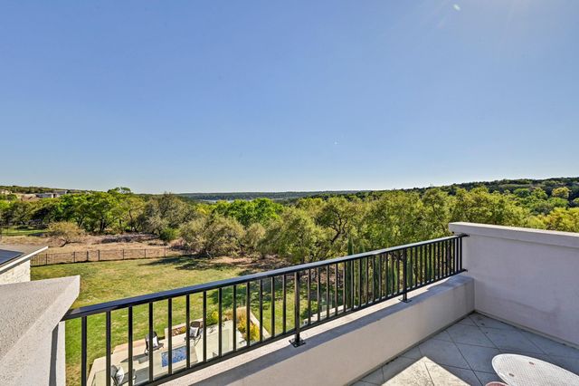 105 Willow Hill DR, Georgetown, TX 78633