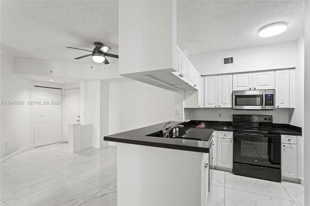 17100 N Bay Rd 1712, Sunny Isles Beach, FL 33160