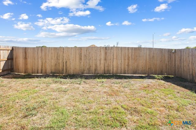 316 Alligator Creek, Seguin, TX 78155