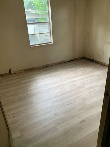 10338 Wiggins Street, Houston, TX 77029