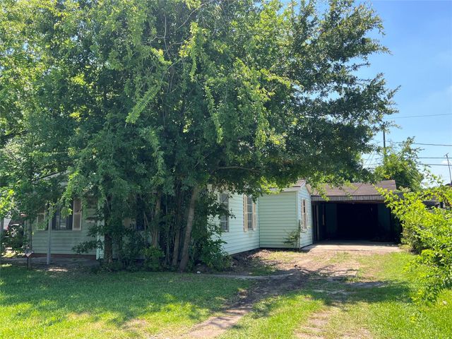 10338 Wiggins Street, Houston, TX 77029