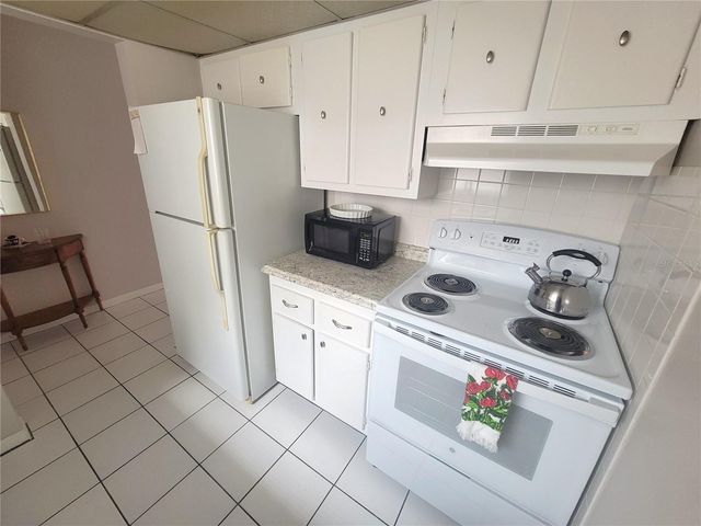 2727 75TH ST W 7A2, Bradenton, FL 34209