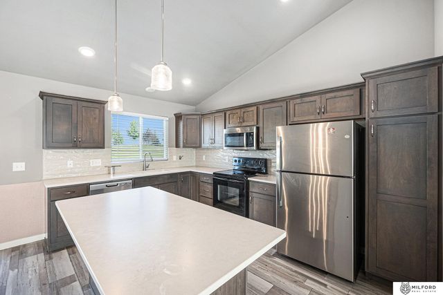 7914 N 113th Avenue, Omaha, NE 68142