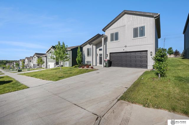 7914 N 113th Avenue, Omaha, NE 68142