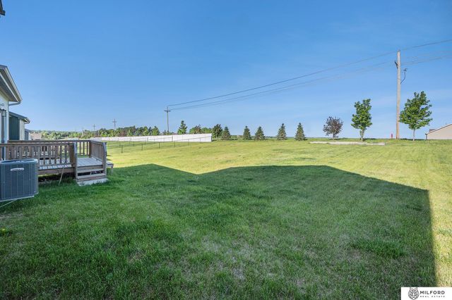 7914 N 113th Avenue, Omaha, NE 68142