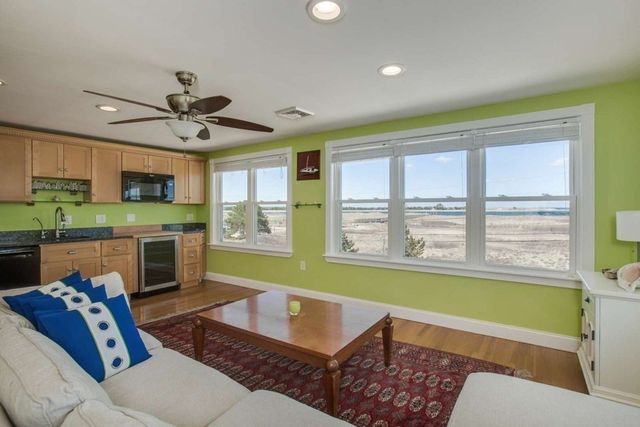 99 North Reservation Terr WINTER, Newburyport, MA 01950