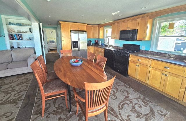 99 North Reservation Terr WINTER, Newburyport, MA 01950